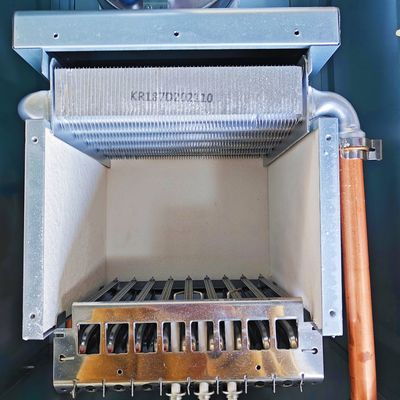 40KW غلاية حرارة الماء الساخن الأبيض شل الغاز الجدار المعلق أعلى مكون المرجل
